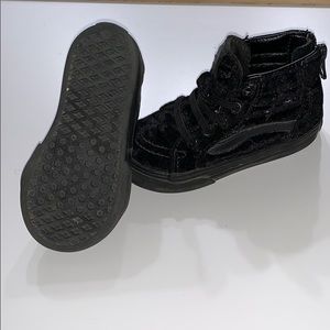 toddler black velvet sk8 high vans (unisex)